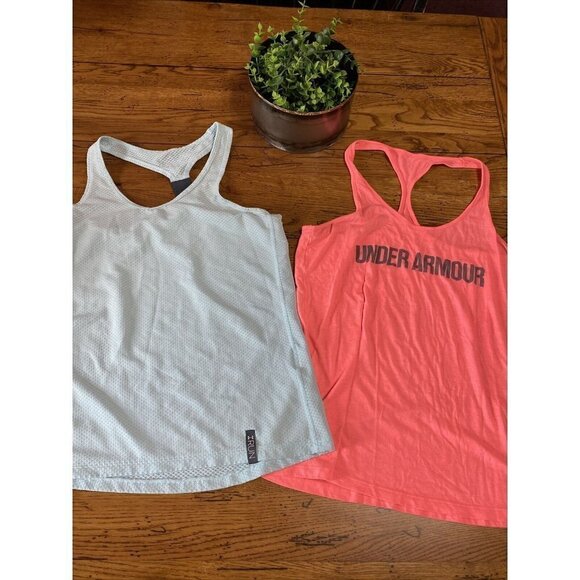 Under armor blue women’s striped tank running yoga size small - Picture 1 of 7